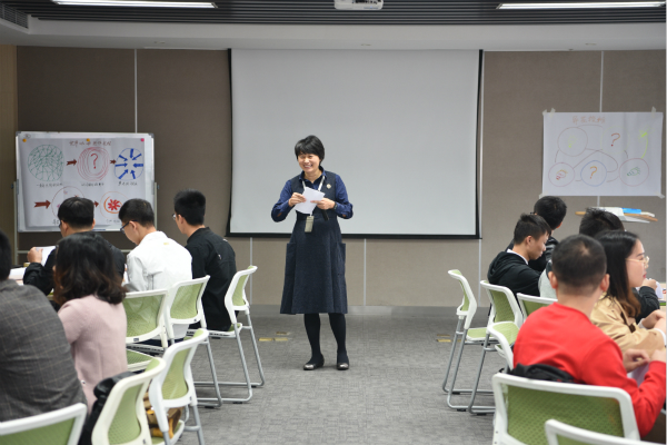 8659b72f21b440f2bae3ec3204595e9c